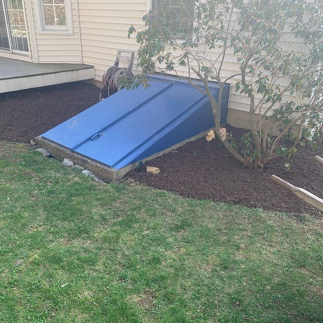 mulch around basement entrance